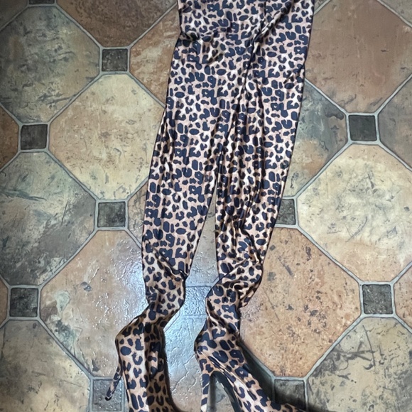 Leopard print Legging/pants heels - Picture 3 of 3
